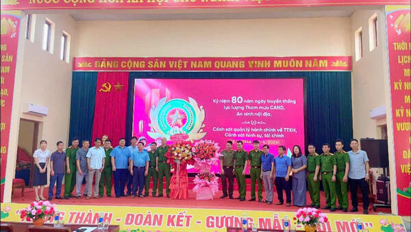 Công an xã Thái Bình Toạ đàm kỷ niệm 80 năm ngày truyền thống  Công an nhân dân