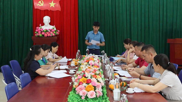 Kiểm tra ATTP bếp ăn tại trường Mầm non Nông trường Thái Bình