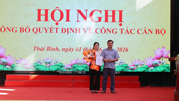 CÔNG BỐ QUYẾT BỔ NHIỆM PHÓ TRƯỞNG PHÒNG KINH TẾ