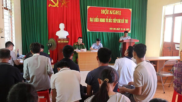 Đại biểu HĐND xã tiếp xúc cử tri trước kỳ họp thường lệ giữa năm 2026 tại thôn Bản Chu