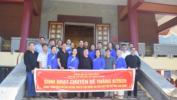 Chi bộ cơ quan Đảng xã Thái Bình:  Đổi mới sinh hoạt chuyên đề gắn với hành trình về nguồn Pắc Bó