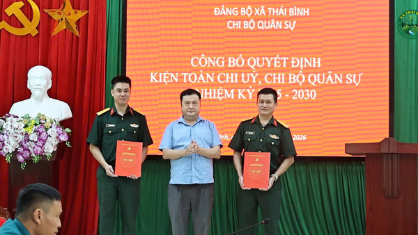 Chi bộ Quân sự xã Thái Bình tổ chức hội Chi bộ Quân sự xã Thái Bình tổ chức hội nghị công tác cán bộ, phát triển đảng và sinh hoạt thường kỳ tháng 10nghị công tác cán bộ, phát triển đảng và sinh hoạt thường kỳ tháng 10