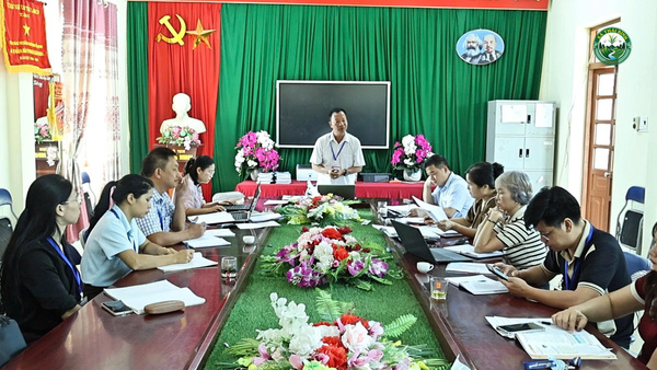 Đảng ủy xã Thái Bình giám sát chuyên đề tại Chi bộ Trường PTDTBT THCS Lâm Ca